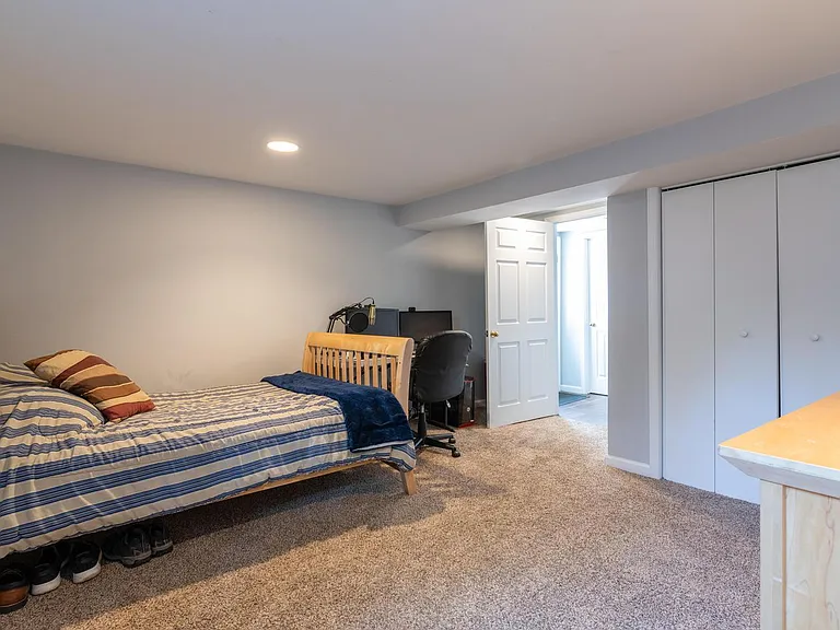 7322 Ronald St — Photo 30