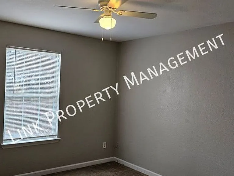 1106 Carline Rd — Photo 16