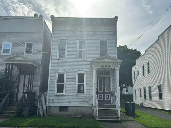 205 Congress St, Cohoes, NY 12047