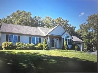 17 Snead Dr, Mashpee, MA 02649