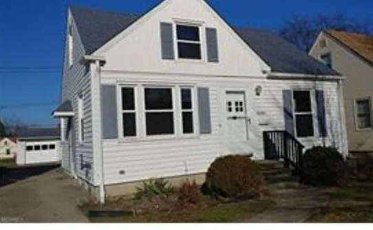 12109 Darlington Ave photo 1