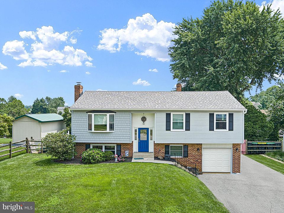 1st image of 327 Mitchell Dr