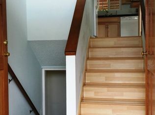 5652 17th Ave SW, Seattle, WA 98106