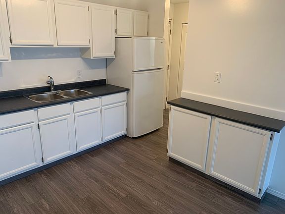 5th image of 426 Spadina Cres W #15