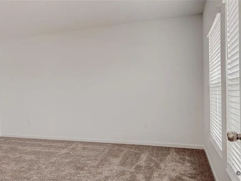 1490 Brentwood Dr — Photo 22