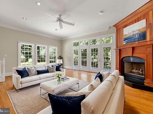 532 Springvale Rd, Great Falls, VA 22066