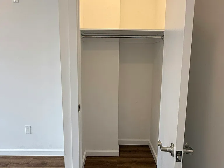 136 Decatur St #1 — Photo 4