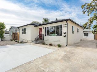 22129 Schoolcraft St, Canoga Park, CA 91303