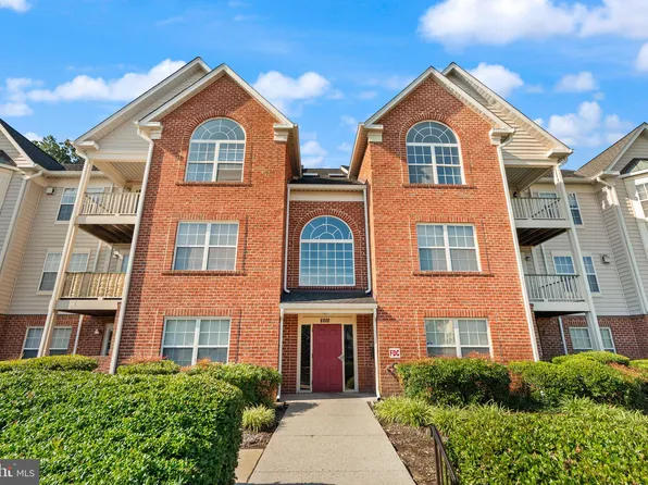 6900 Saint Ignatius Dr APT 102, Fort Washington, MD 20744