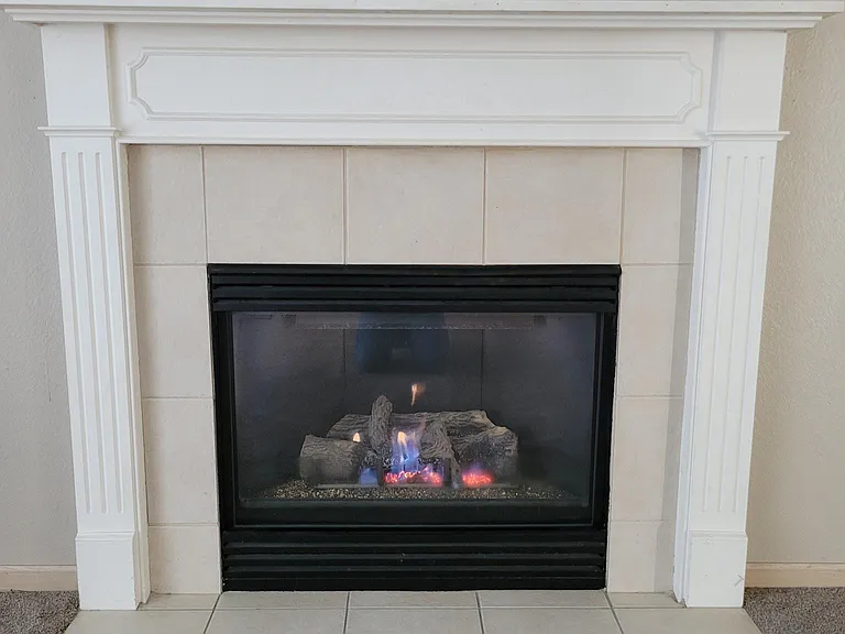 1279 NW Phelps Dr — Photo 21