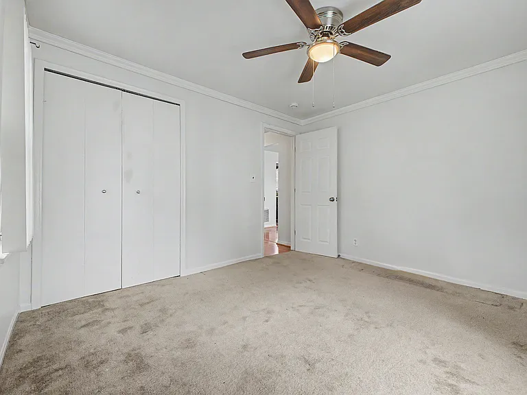 29438 Elmwood St — Photo 16