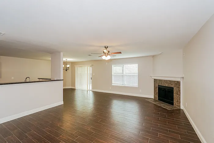 1848 Village Park Trl — Photo 4