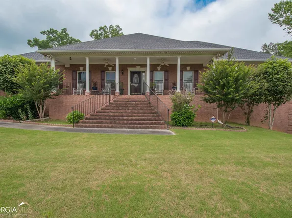 125 King William Ct, Fayetteville, GA 30214