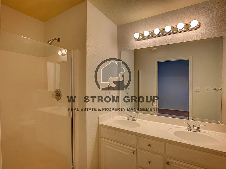 10904 Rising Mist Ct — Photo 21