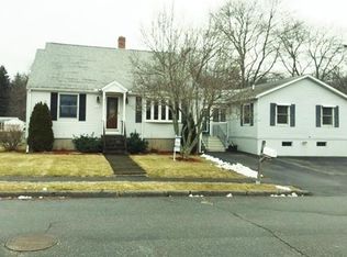9 Latura St, Shrewsbury, MA 01545