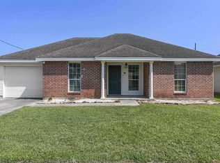 5775 Shadowbend Cir S, Lumberton, TX 77657