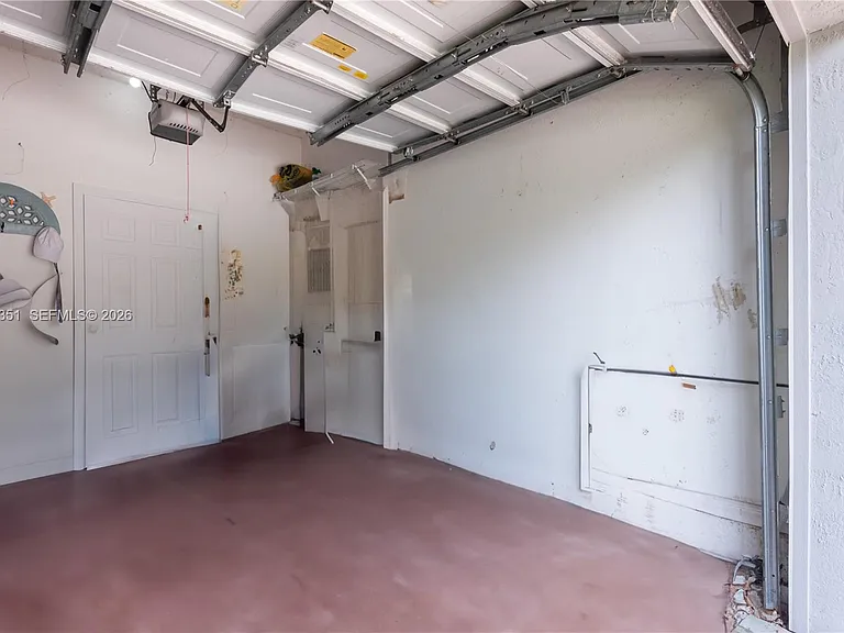 4123 Sapphire Bnd — Photo 59