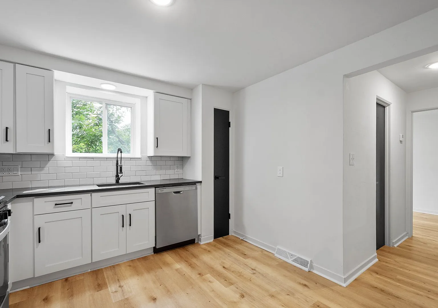 Available Late September! Updated 2-Bedroom In Crafton! — Photo 4