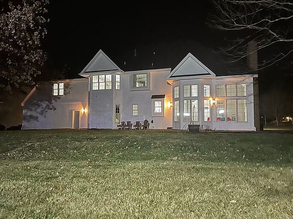 3rd image of 3701 SW Ashworth Ct