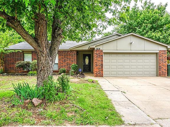 3rd image of 1618 Vanessa Dr