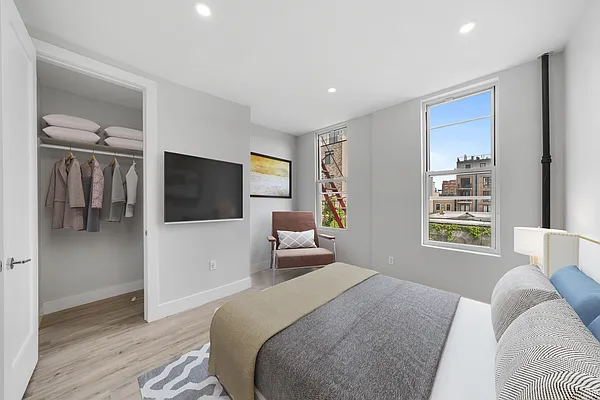 Rented by Vector New York, LLC | media 12