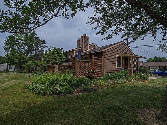4th image of 2666 Pittsfield Blvd