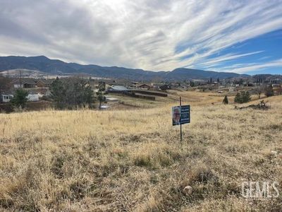 19940 Mesa Dr, Tehachapi, CA, 93561