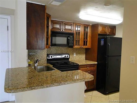 5th image of 770 Claughton Island Dr APT 770