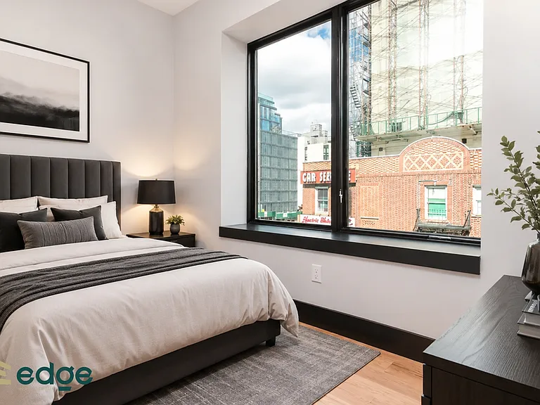 561 4th Ave #2B — Photo 5