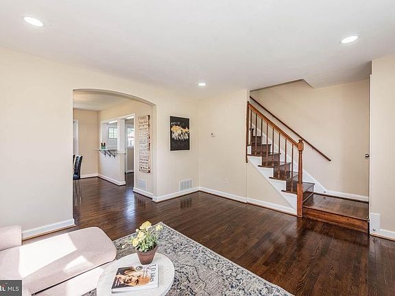 4th image of 3300 Wallford Dr #A
