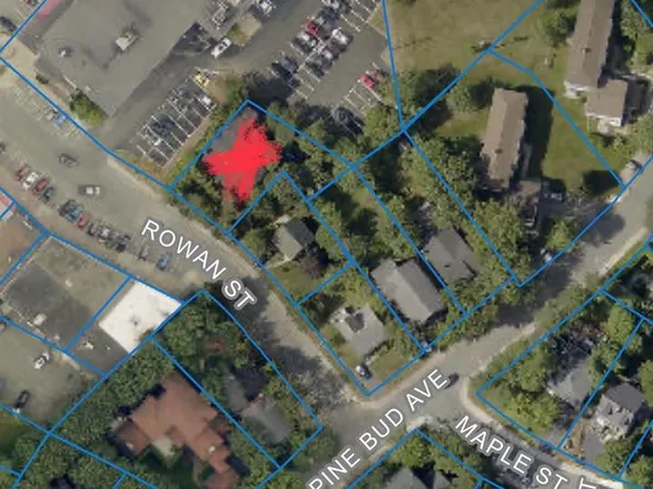 4 Rowan Street, St. John's, NL A1B2X3