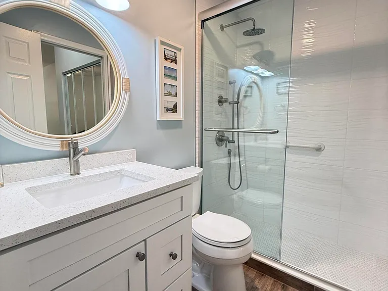 225 N Lakeshore Dr — Photo 43