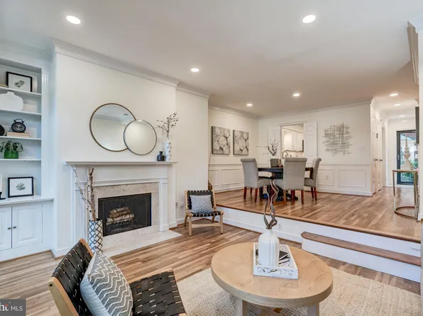 4406 Westover Pl NW, Washington, DC 20016