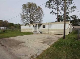 7248 Dahlia St, Wewahitchka, FL 32465