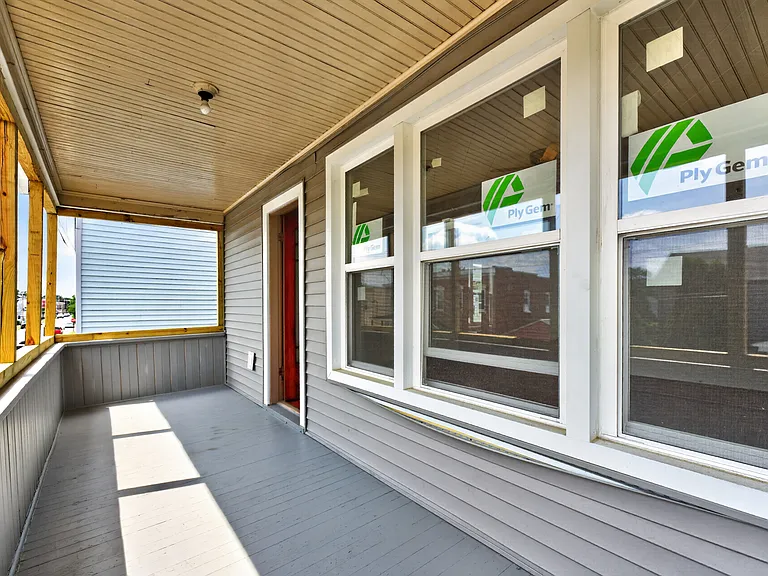 99 James St #2 — Photo 4