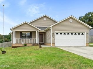 123 Silver Queen Lane, Richlands, NC 28574