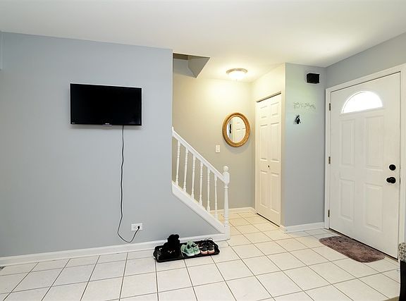 2nd image of 1042 Lioncrest Dr