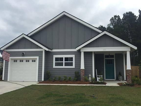 Huger model - brick posts front porch