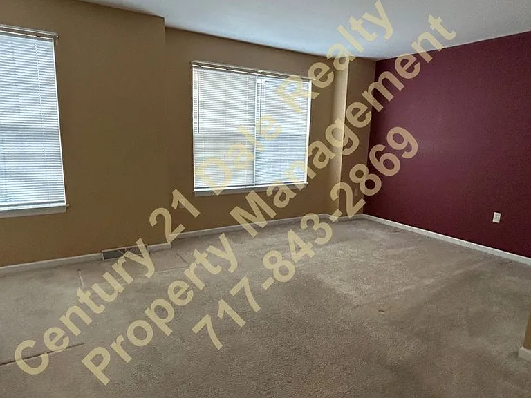 50 Stonecrop Ln — Photo 6