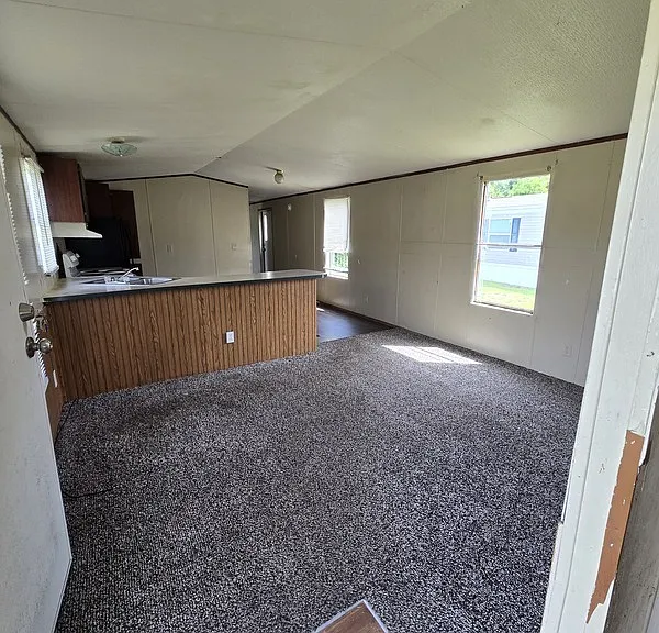 2502 Cattail Cir #33 — Photo 7