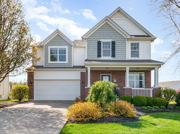 1726 Greentree Meadows Dr, Lebanon, OH 45036