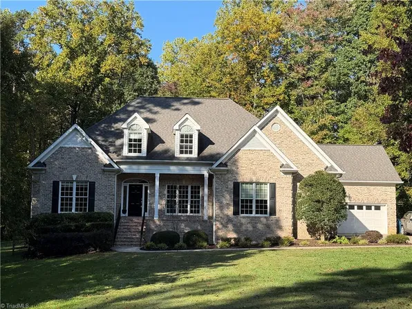 6089 Royster Rd, Greensboro, NC 27455