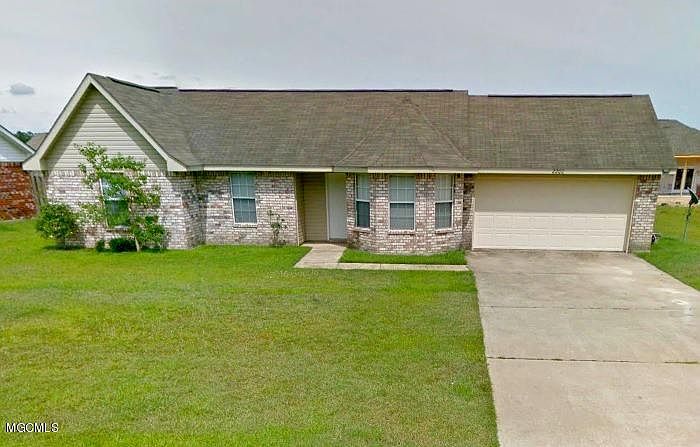 1st image of 2200 Paula Cir