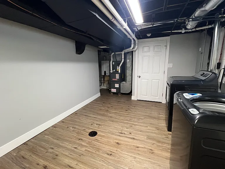 Finished Basement Laundry Room