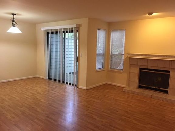 3rd image of 15932 NE 42nd Ct