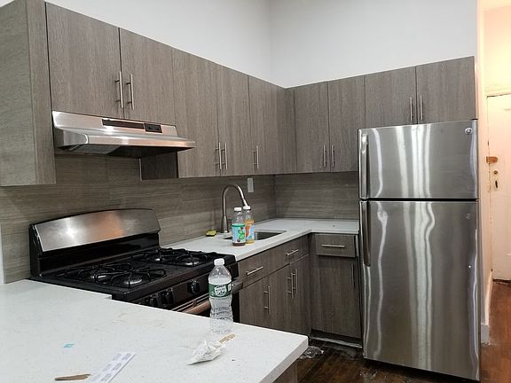 2nd image of 11 Midwood St APT A6