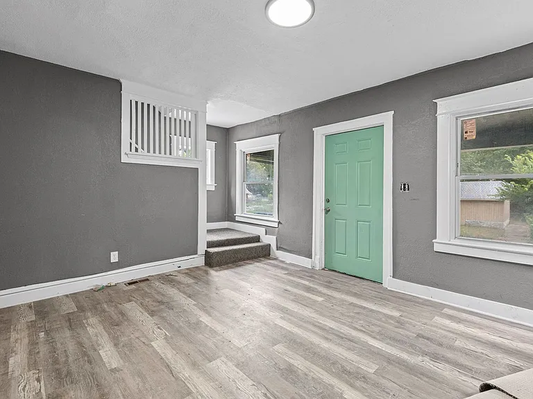 3828 Chestnut Ave — Photo 4