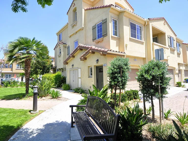 1416 Santa Diana Rd #6 — Photo 3