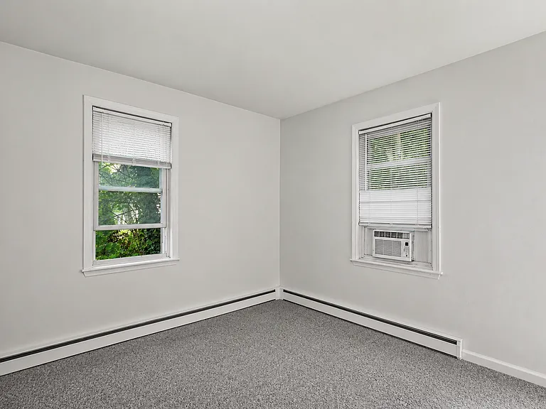 177 Davis Ave #2 — Photo 10