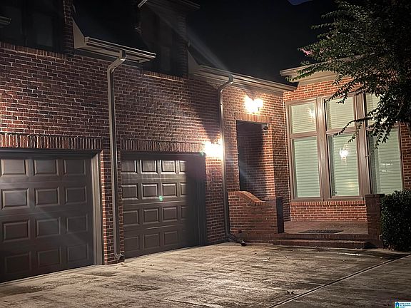 5th image of 5631 Chestnut Trce